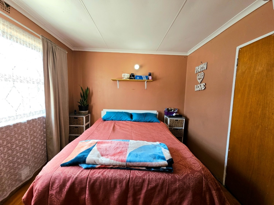 4 Bedroom Property for Sale in Strandfontein Village Western Cape